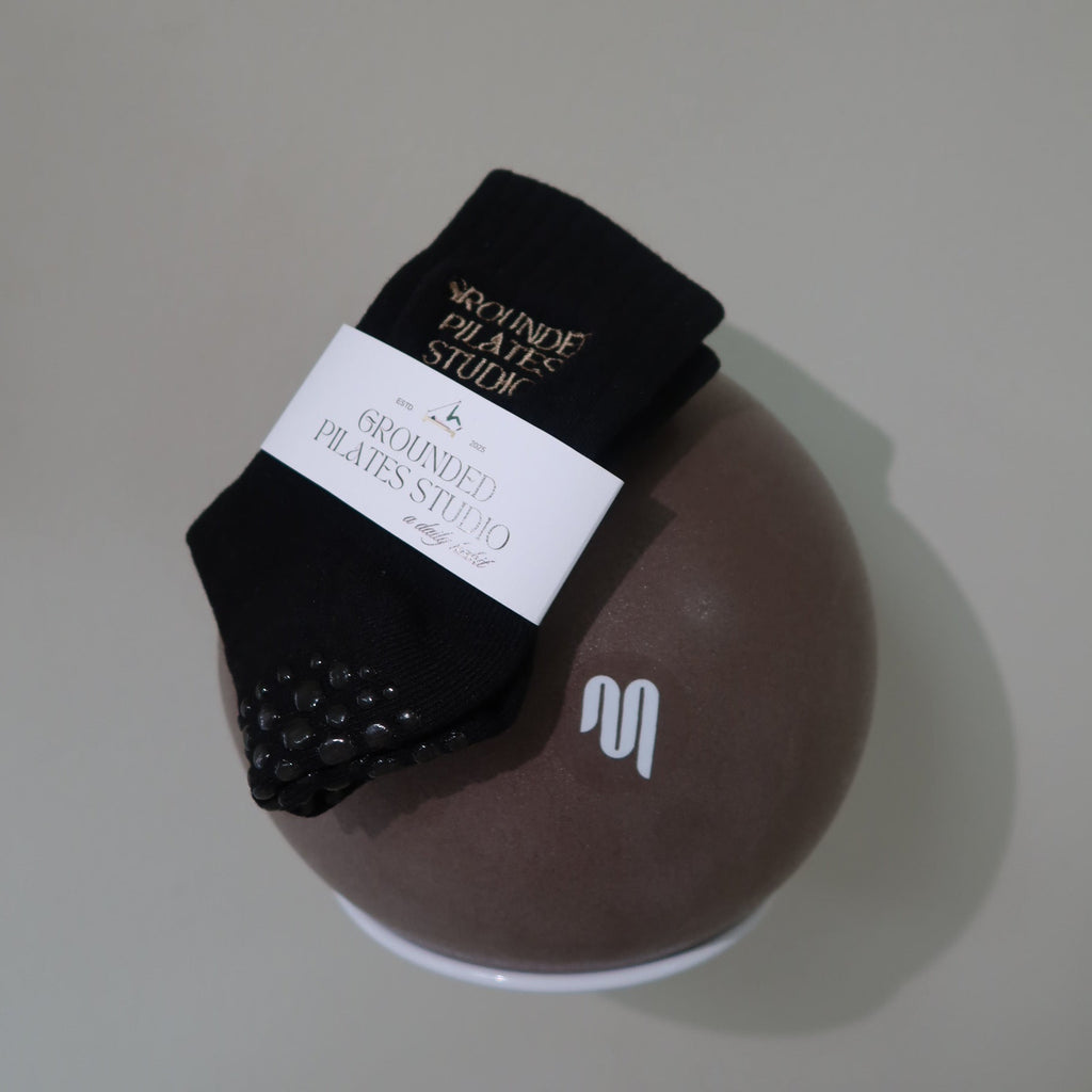 Grounded Grip Socks - Black