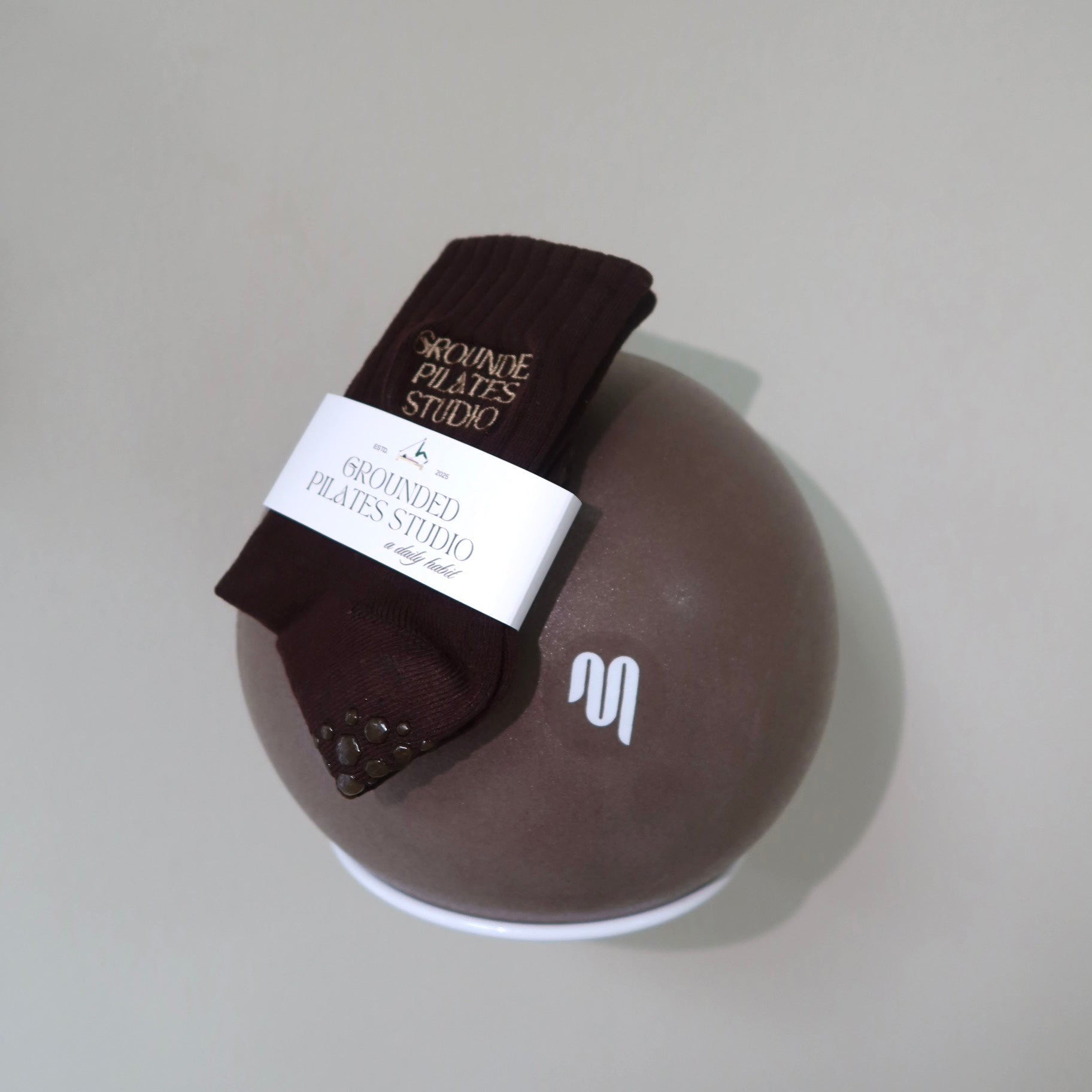 Grounded Grip Socks - Maroon