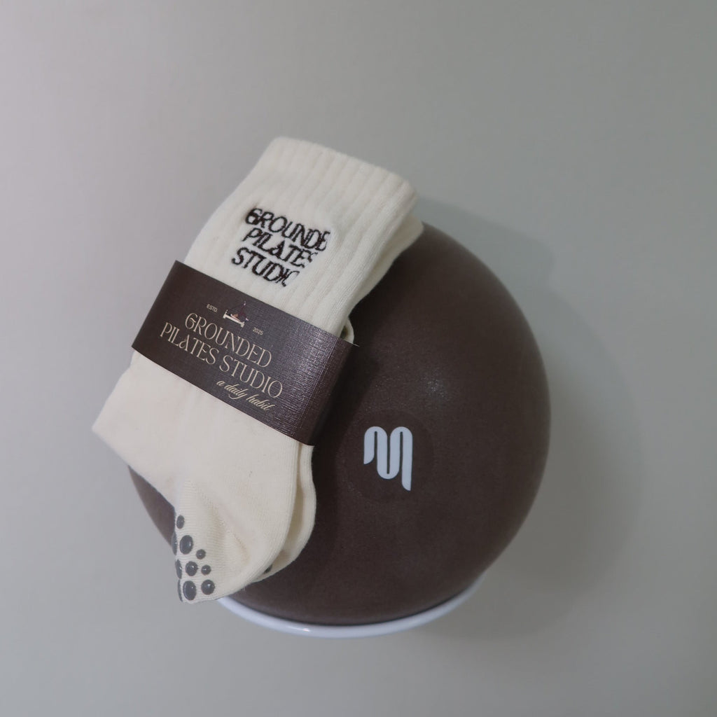 Grounded Grip Socks - Cream
