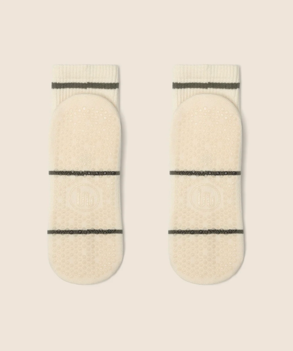MoveActive Grip Socks - Baseline oat